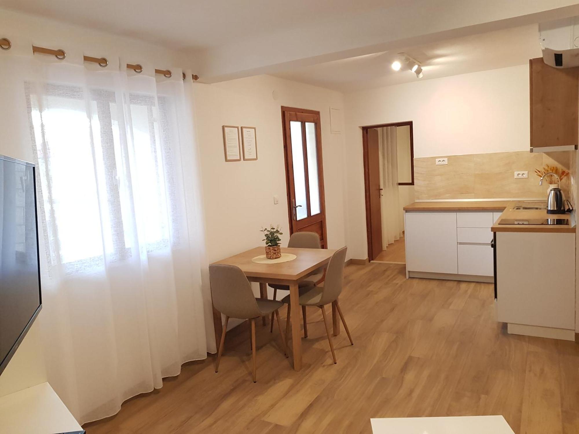 Bed & Breakfast Huljic フヴァル エクステリア 写真